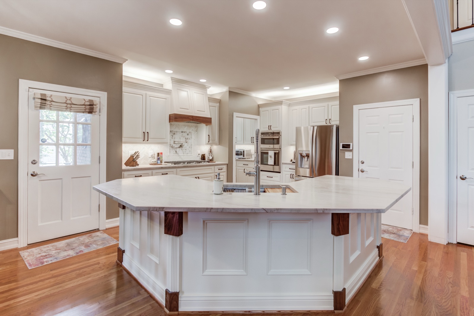 Kemp kitchen